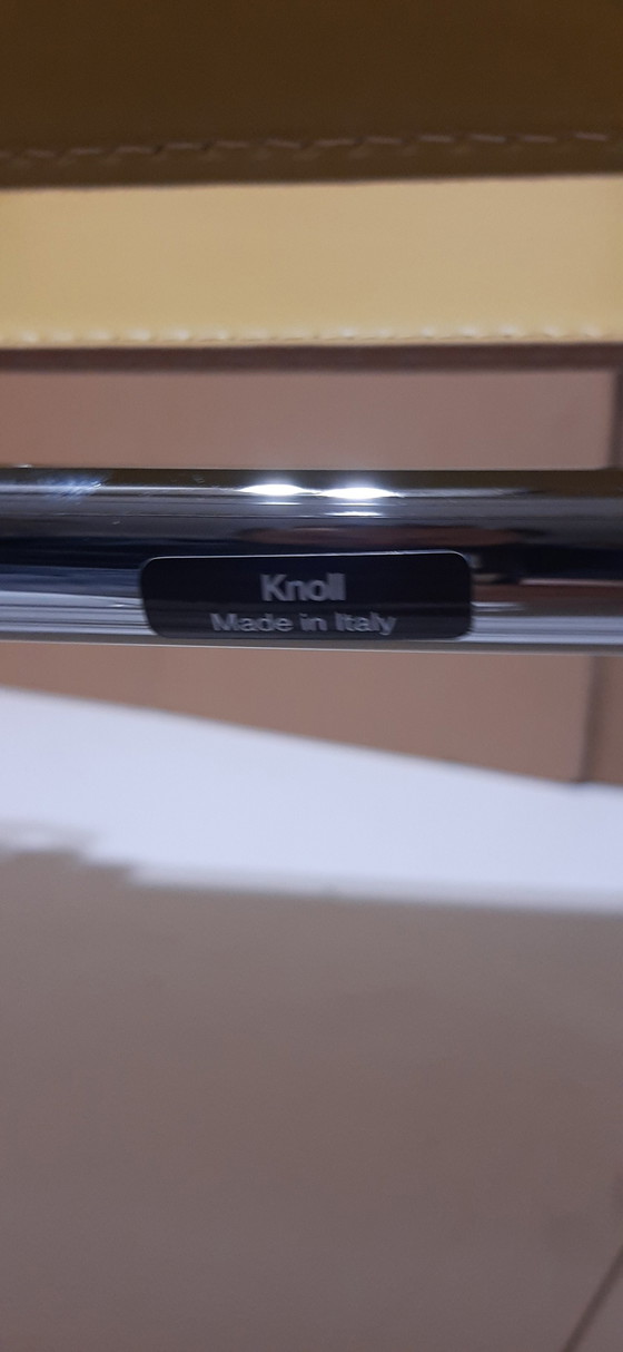 Image 1 of Knoll Wassily B3 New-Never-Used Armchair In Bernstein Leder von Marcel Breuer