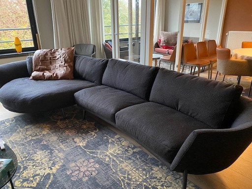 Leolux Rego Sofa und loses Kissen