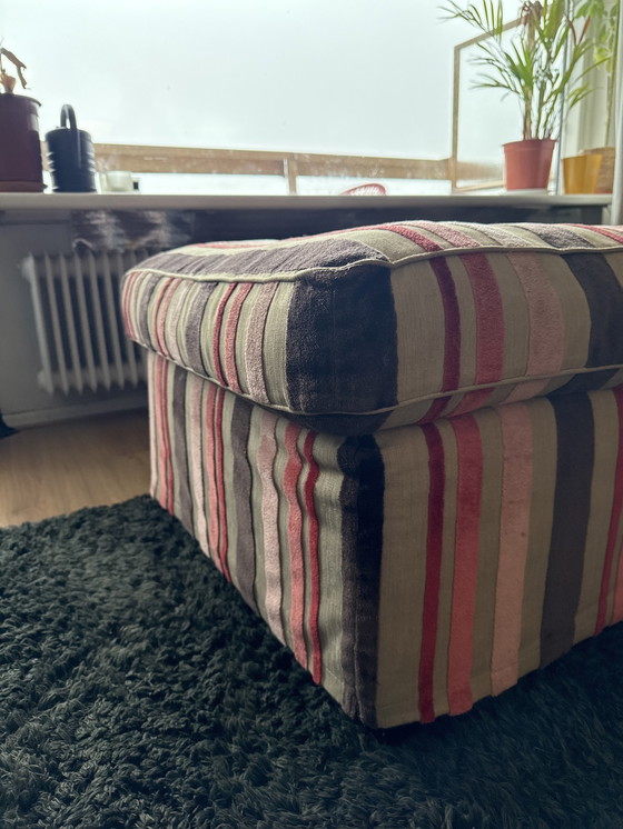 Image 1 of Design Pouf Farbig