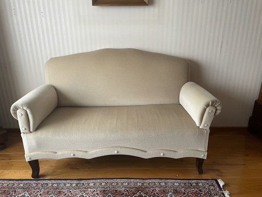 Antike 2-Sitzer-Bank. Mit Velours.