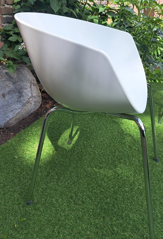 Image 1 of 2x Sintesi Orbit große Stühle