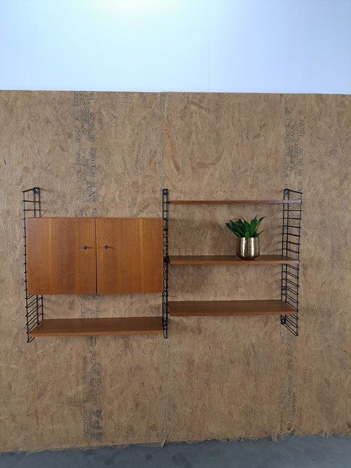 Tomado Modulares Wandsystem mit Regalen und Schrank, Wandregal Nr. 1