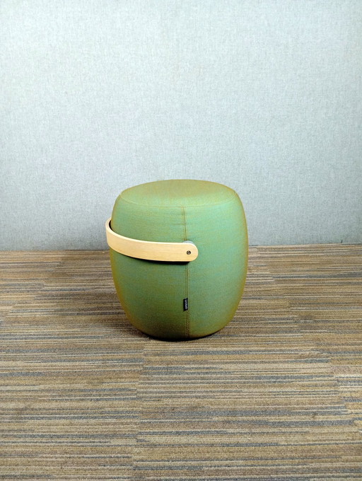 1X Offecct Carry On Pouf