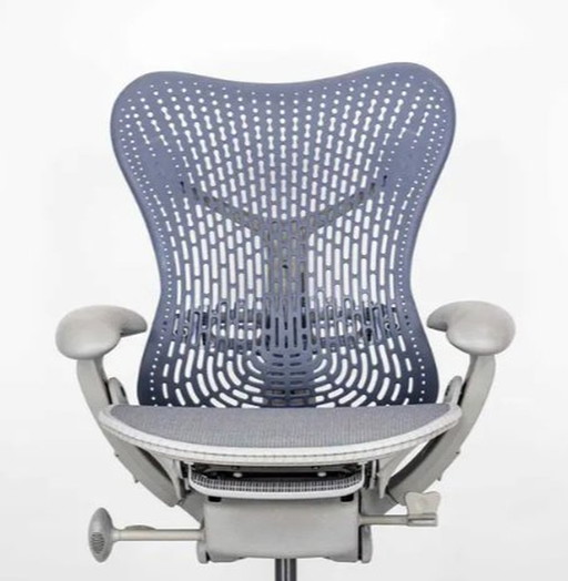 Herman Miller Mirra Bürotisch