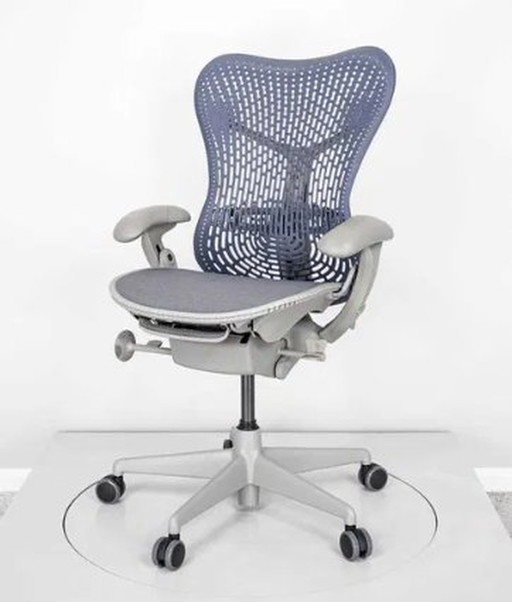 Herman Miller Mirra Bürotisch