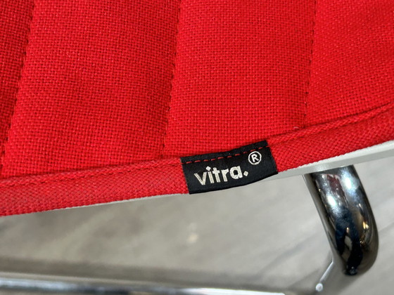 Image 1 of Vitra HAL Schlitten rot