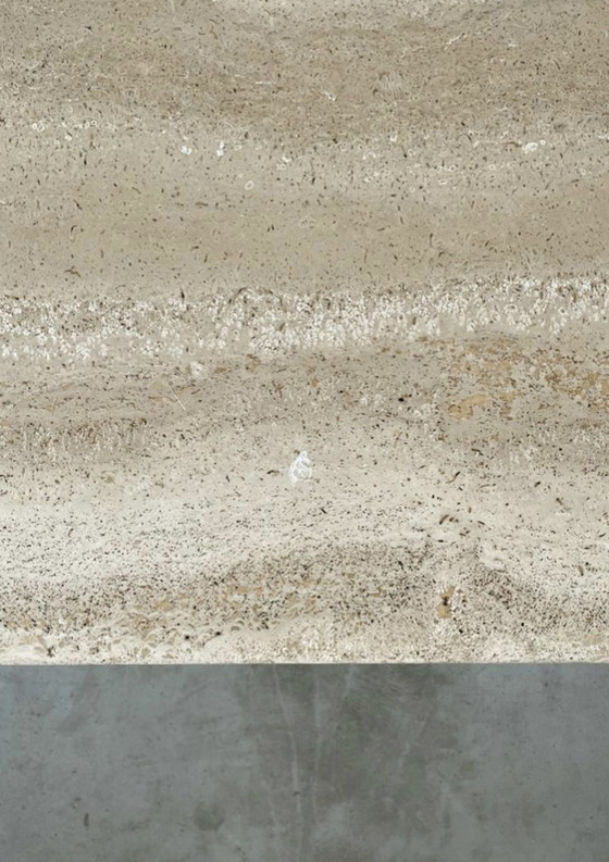 Image 1 of Couchtisch aus Travertin