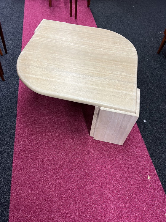 Image 1 of Vintage Couchtisch aus Travertin in Tropfenform