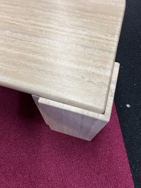 Image 1 of Vintage Couchtisch aus Travertin in Tropfenform