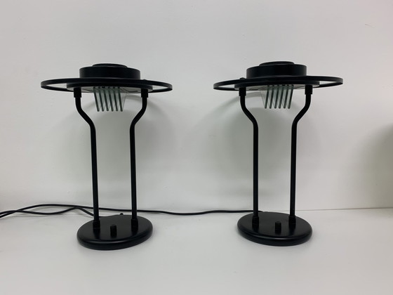 Satz von 2 minimalistischen postmodernen Tischlampen, 1980'S – Metal, Glass, Vintage (photo 12 of 19)