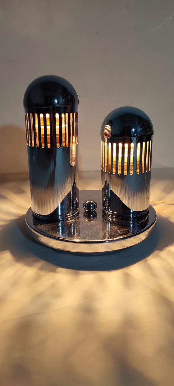 Image 1 of Metallische Tischlampe. Spanien, 1970er Jahre.