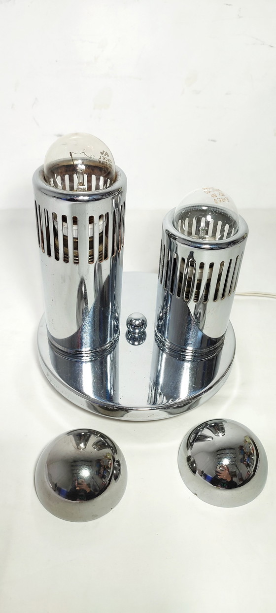 Image 1 of Metallische Tischlampe. Spanien, 1970er Jahre.