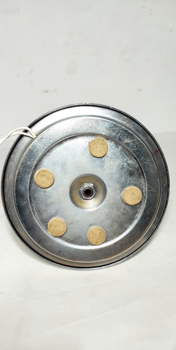 Image 1 of Metallische Tischlampe. Spanien, 1970er Jahre.