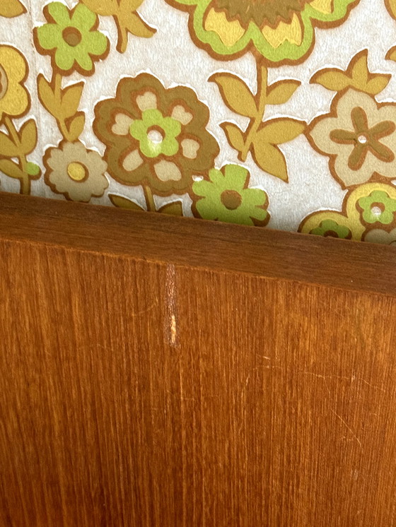 Image 1 of Mid Century Doppelbett mit Kopfteil und Nachttischen OMF