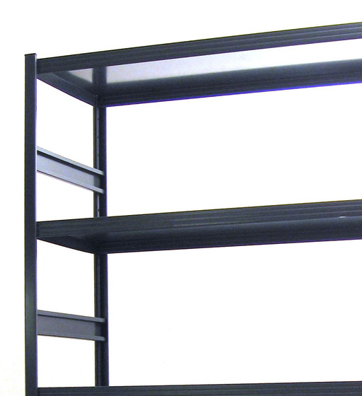 Regal im Vintage Design