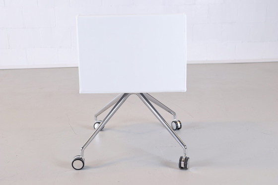 Image 1 of Arper Saari Designstuhl aus weißem Leder