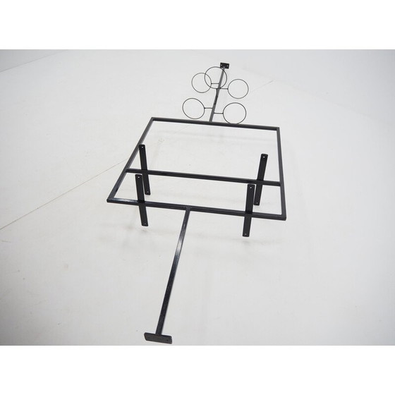 Image 1 of Wandhalterung mit Blumen aus Metall, Tschechoslowakei 1970