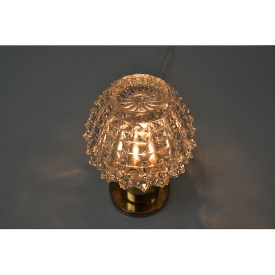 Image 1 of Klassische Wandleuchte aus Glas und Messing von Kamenicky Senov, Tschechoslowakei 1960