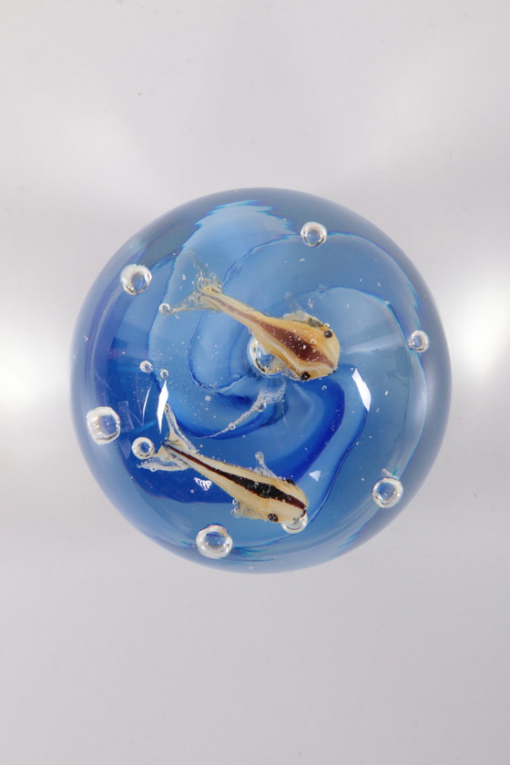 Image 1 of Glasaquarium Briefbeschwerer mit Fisch