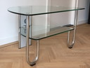 Moderner Fernsehschrank aus Glas