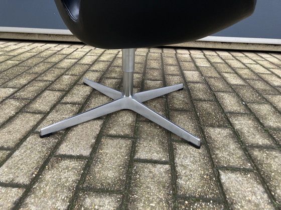 Image 1 of Original Fritz Hansen Schwanenstuhl aus schwarzem Leder Top Zustand!