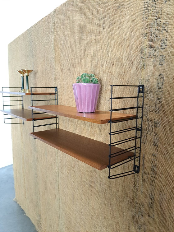 Image 1 of Tomado Modulares Wandsystem mit 4 Fachböden, Wandregal Nr. 4