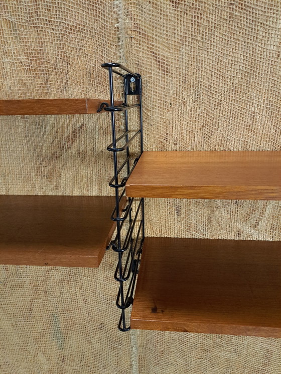 Image 1 of Tomado Modulares Wandsystem mit 4 Fachböden, Wandregal Nr. 4