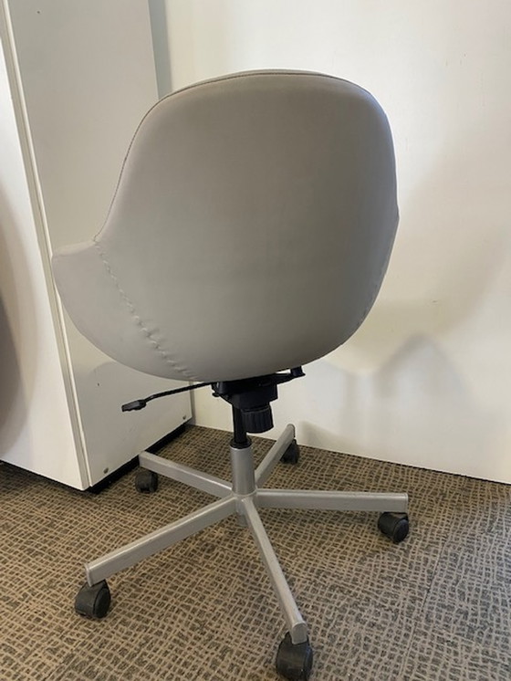 Image 1 of Offecct Design Bürostuhl - grau