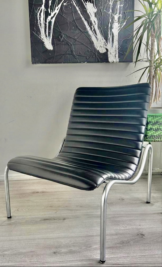 Image 1 of Stabin Program Niedriger Stuhl Modell 703 von Kho Liang Ie