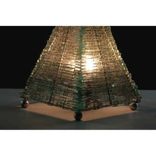 Pyramidenlampe aus Glas und Metall, 1970er Jahre