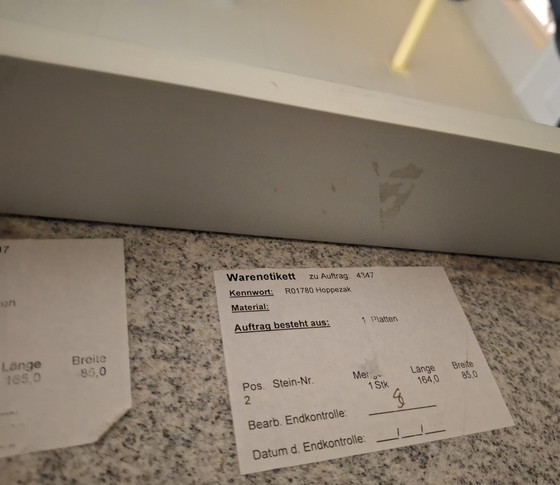 Image 1 of Vintage Tisch Granitplatte Rosig Weiß