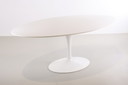 Knoll Tulip Tisch von Eero Saarinen