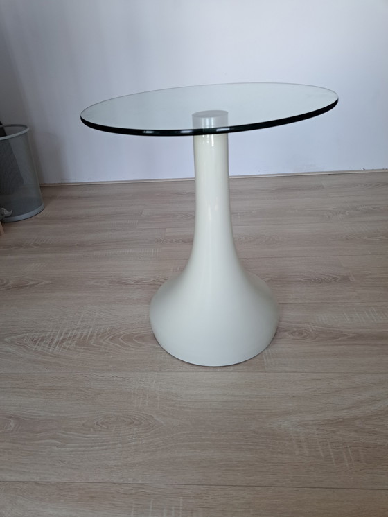 Image 1 of Design Beistelltisch