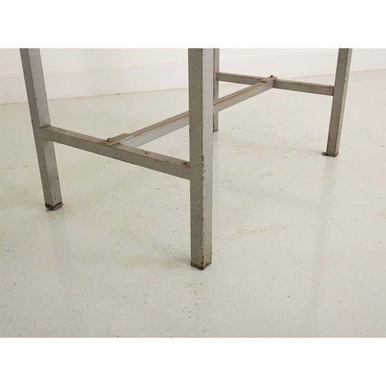 Image 1 of Kippbarer Zeichentisch aus Metall