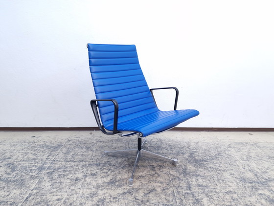 Image 1 of Hermann Miller Vitra Eames EA 116 Sessel mit Hocker Designersessel Ledersessel 