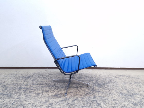 Image 1 of Hermann Miller Vitra Eames EA 116 Sessel mit Hocker Designersessel Ledersessel 