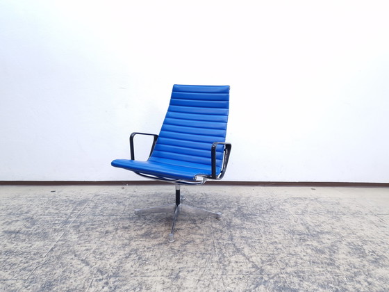 Image 1 of Hermann Miller Vitra Eames EA 116 Sessel mit Hocker Designersessel Ledersessel 