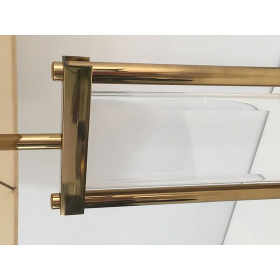 Image 1 of Tischleuchte aus vergoldetem Messing und Plexiglas, 1970