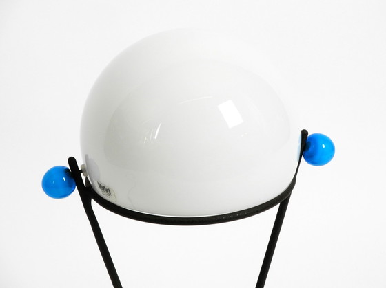 Image 1 of Sehr seltene 1980er italienische Tischlampe von Veart mit Muranoglasschirm in postmodernem Design