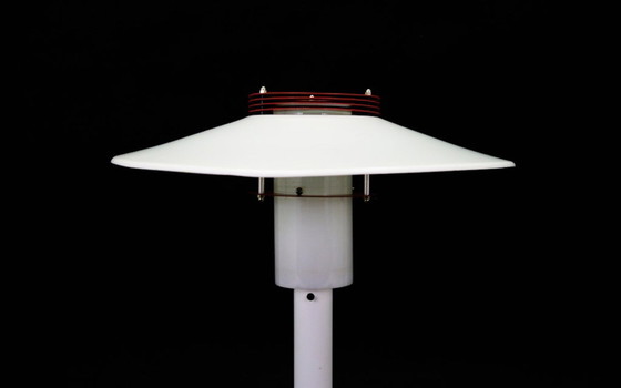 Image 1 of Weiße Nachttischlampe, Dänisches Design, 1960er Jahre, Produktion: Dänemark