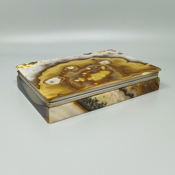 Image 1 of 1960er Jahre Erstaunliche Box aus Onyx. Hergestellt in Italien