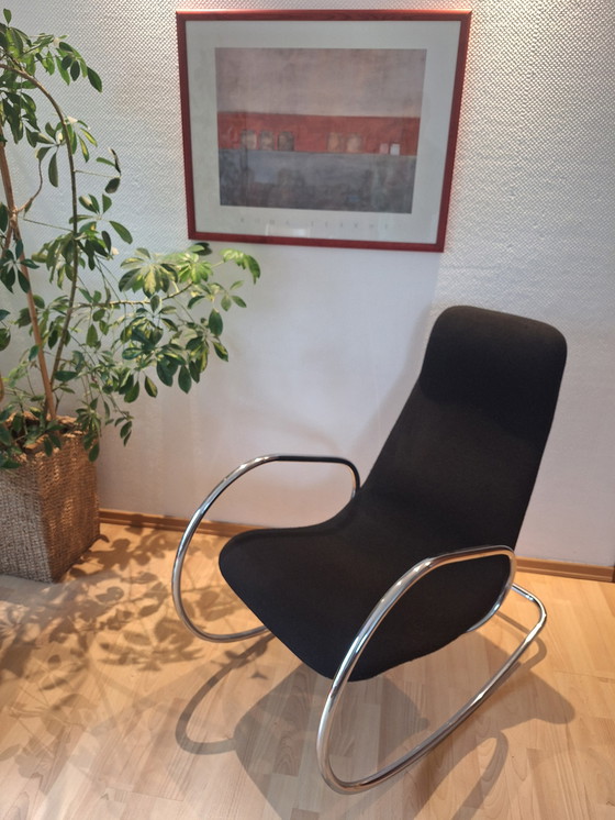 Image 1 of Thonet S826  Stahlrohr-Schaukelstuhl / Freischwinger