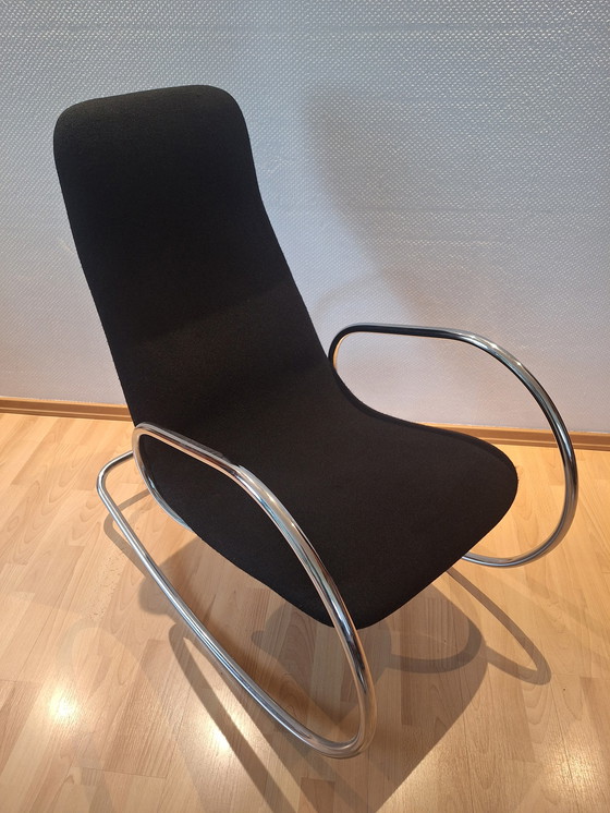 Image 1 of Thonet S826  Stahlrohr-Schaukelstuhl / Freischwinger