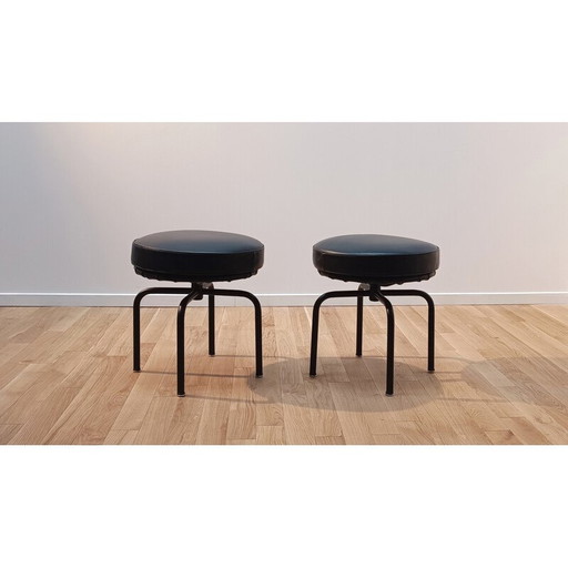 Vintage Lc8 Hocker aus Leder und Metall von Charlotte Perriaud für Cassina
