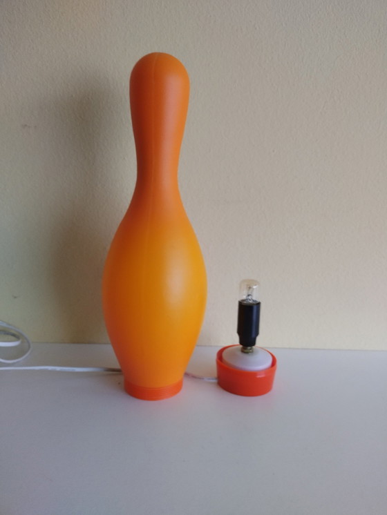 Image 1 of Knock-Off Bowling Pin Lampe - Josh Owen - Bozart - Orange