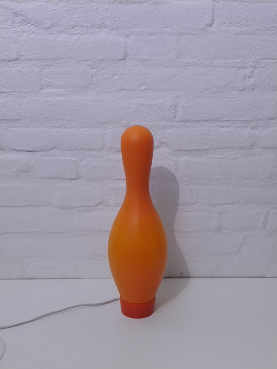 Image 1 of Knock-Off Bowling Pin Lampe - Josh Owen - Bozart - Orange