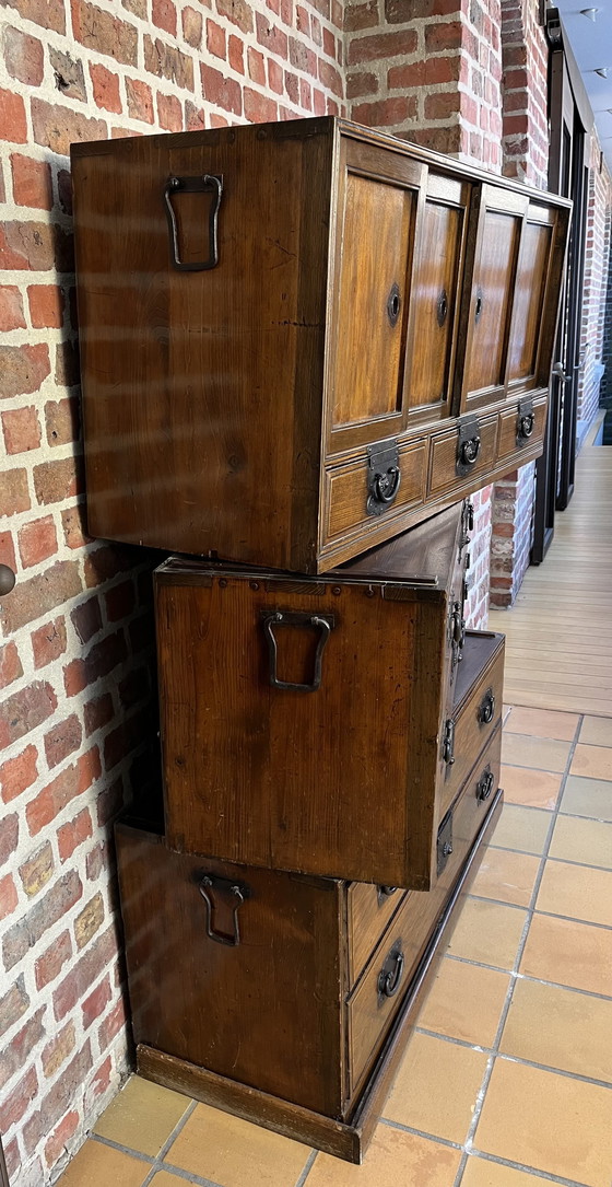 Image 1 of Antiker koreanischer Reisekoffer/Schrank