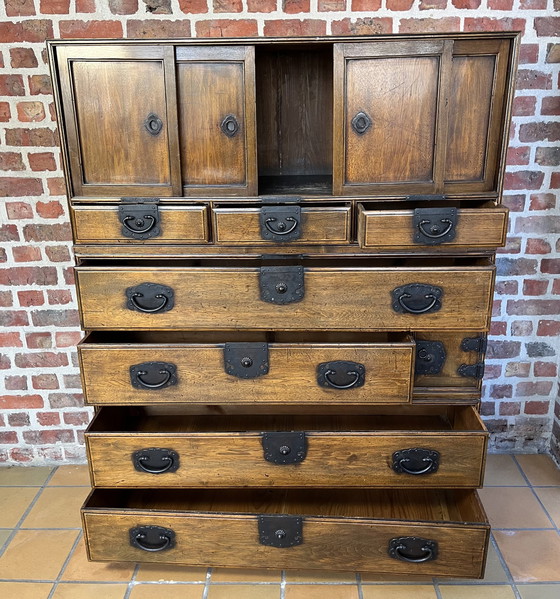 Image 1 of Antiker koreanischer Reisekoffer/Schrank