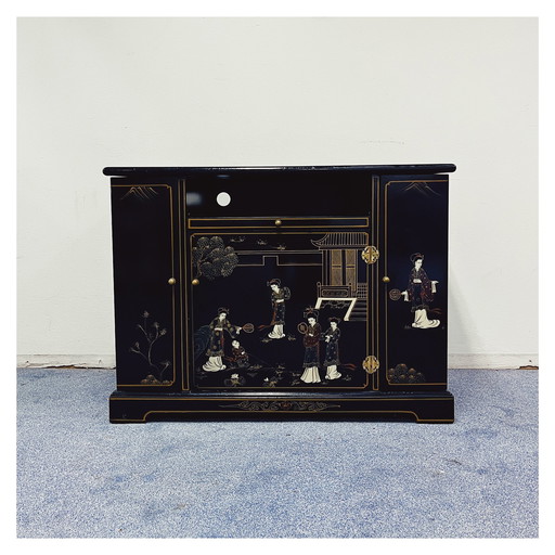 Chinesisches Sideboard