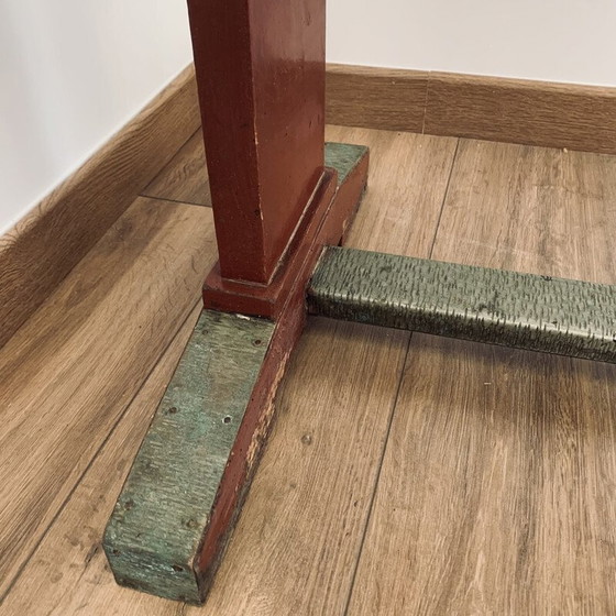 Image 1 of Alter roter holzcouchtisch von Fischel